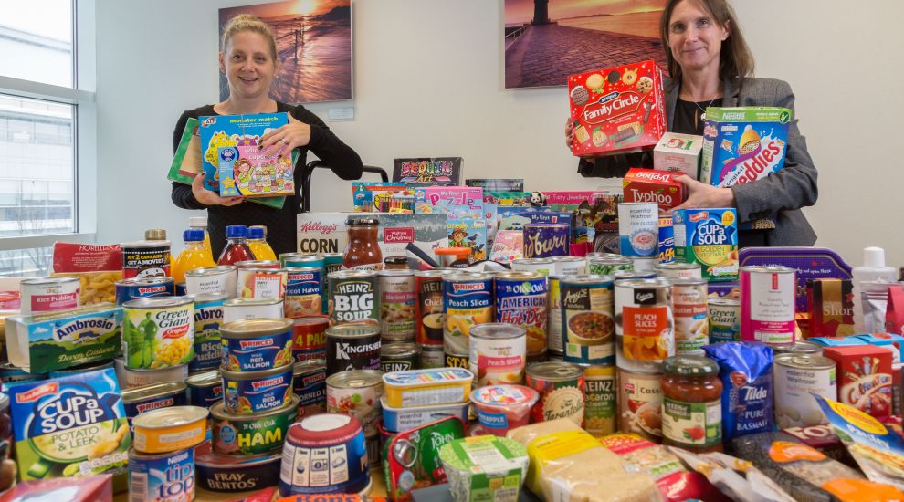 ABN AMRO provides food and gifts for needy