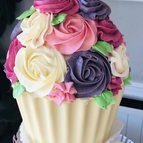 love_cake_giant_cupcake.jpeg