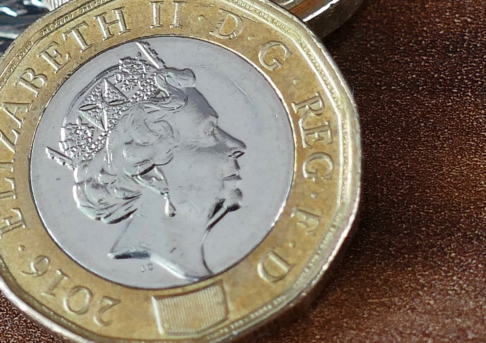 pound-coin-3005885_1920.jpg
