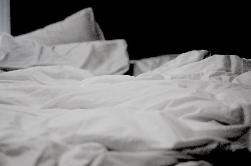 bed_bedroom_bed_sheets_sleep.jpg