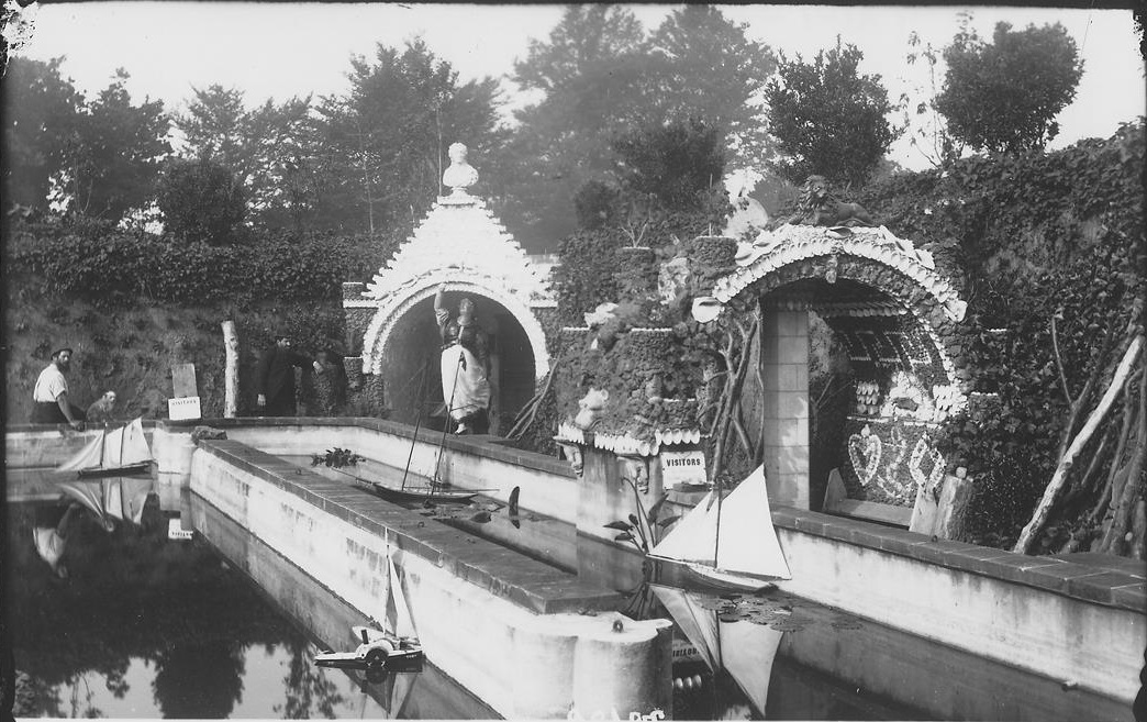 Photograph_of_the_boating_lake_and_the_caves_at_Five_Oaks_taken_by_Ernest_Baudoux_Societe_Jersiaise_Photo_Archive.jpg