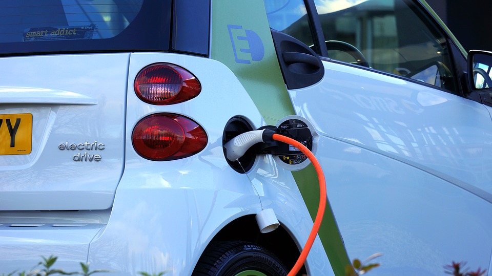 electric_cars_eco_environmental_charge.jpg