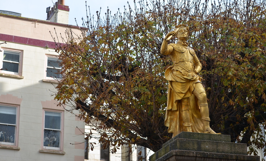 George_II_statue.JPG