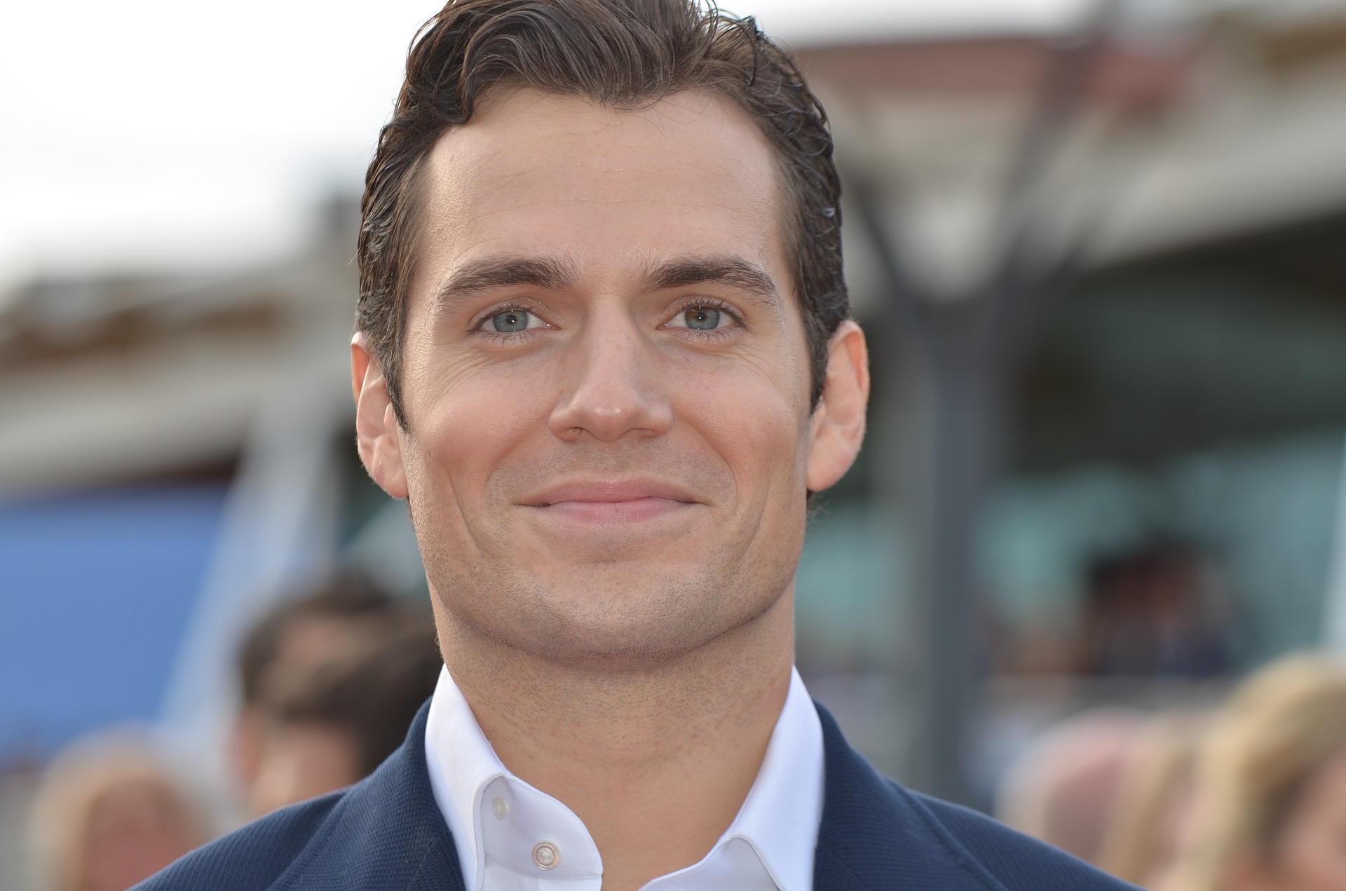 Man of Steel 2: Henry Cavill Hangs Up His Cape as Superman as James Gunn  Announces Reboot for New DC Universe