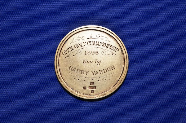 Harry_Vardon_medal_Jersey_Heritage.jpg