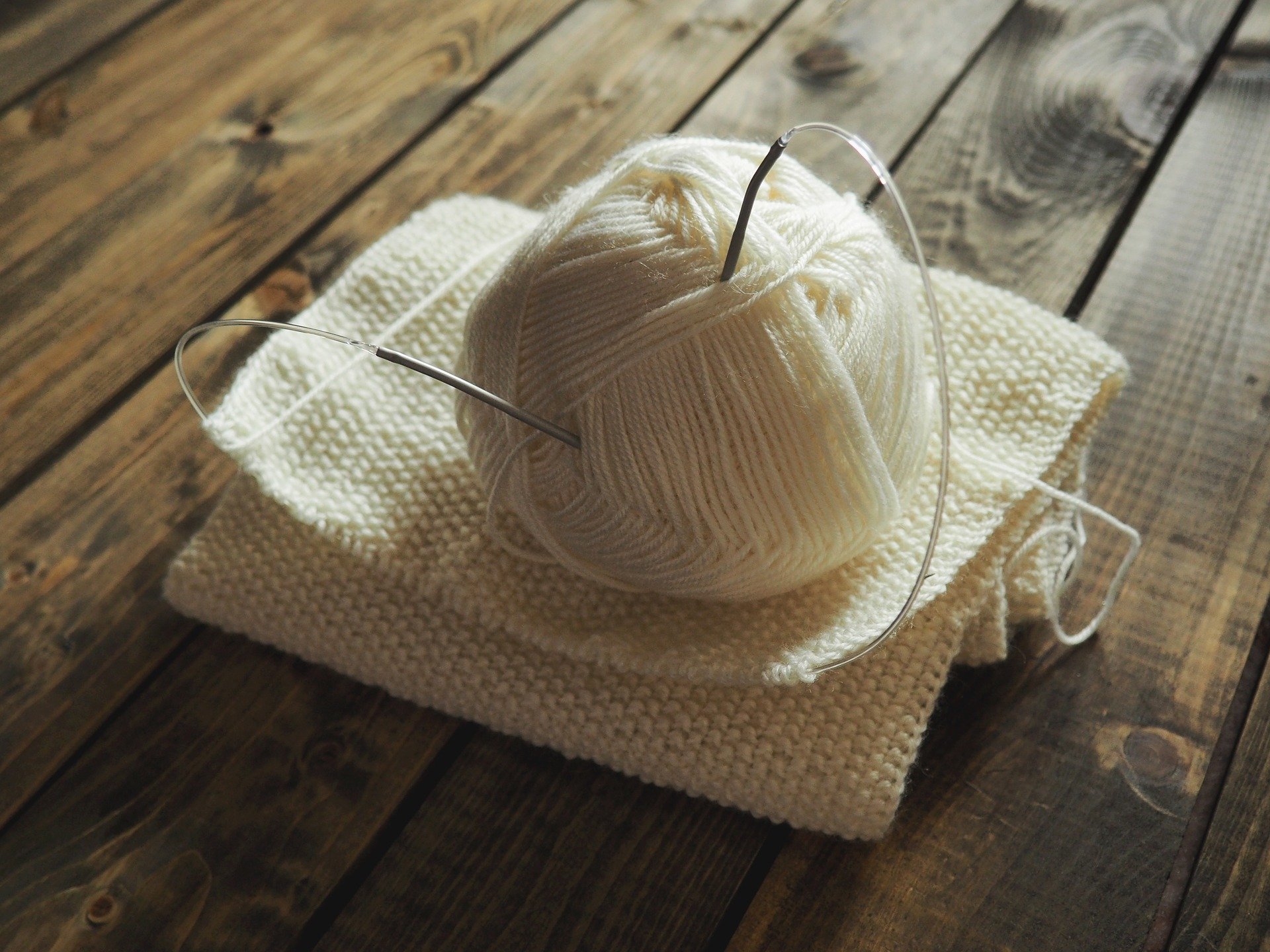 knitting-1268932_1920.jpg