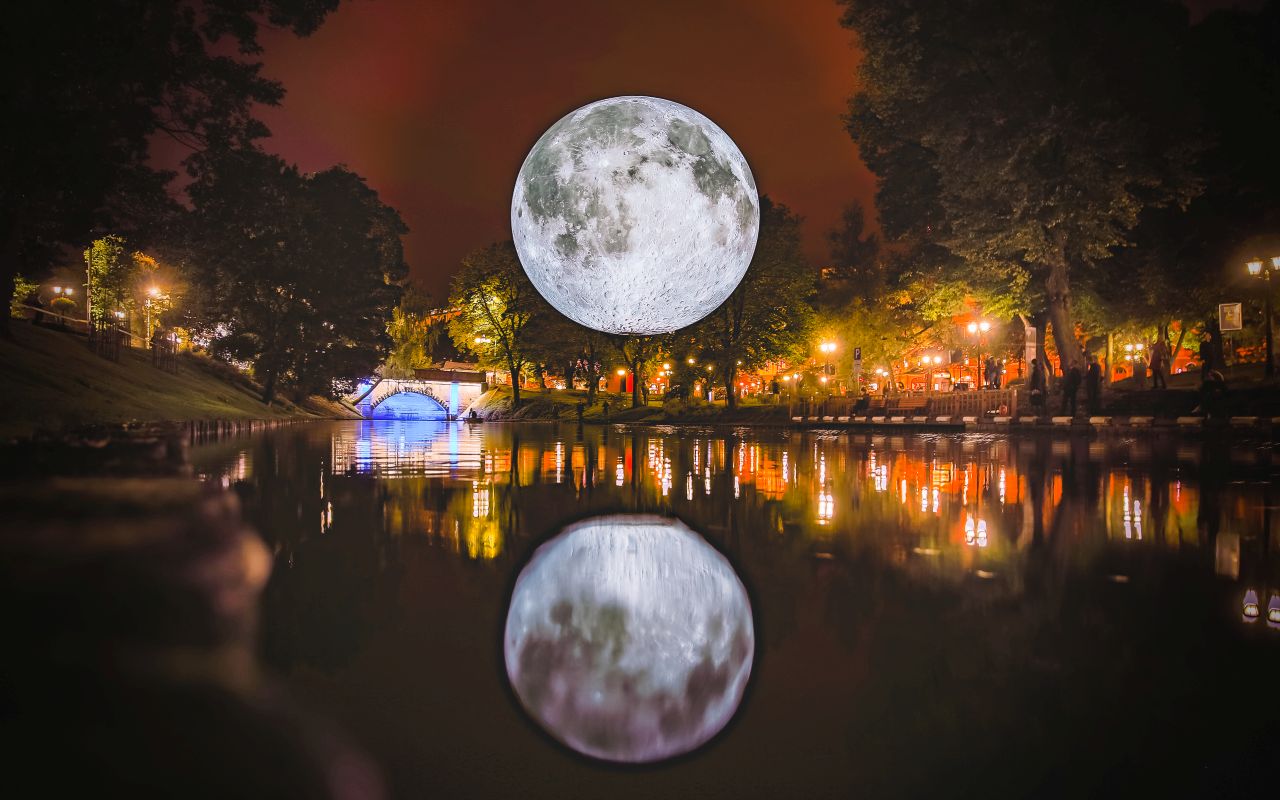 Museum_of_the_moon_by_Luke_Jerram._White_Night_Riga_Latvia.jpeg