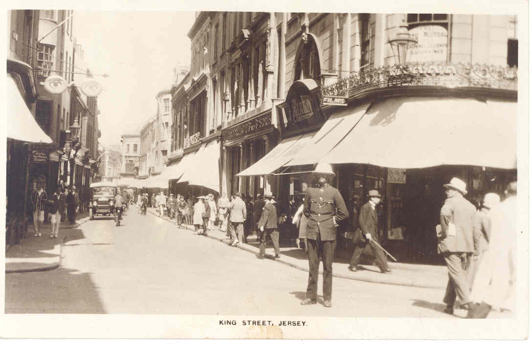 Postcard_with_4_King_Street_on_the_right_Jersey_Heritage.jpg
