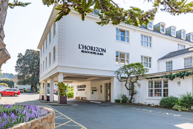 LHorizon_Hotel_-_High_Resolution-10.jpg