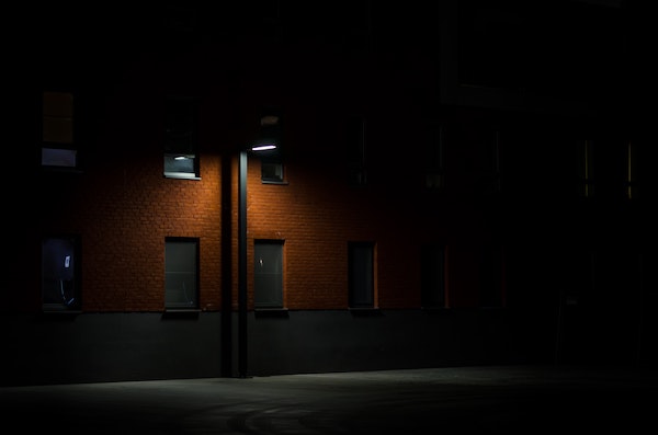 streetlight night dark