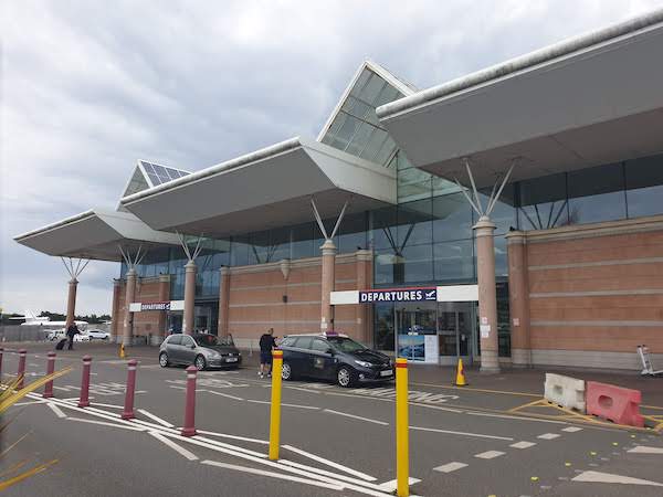 Jersey_Airport_Departures.jpg