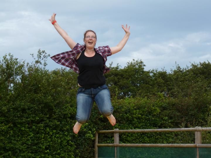 Woman plans big jump to show support for sick colleague