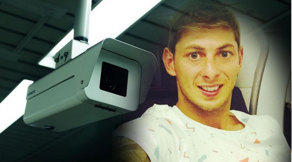 Pair in court over Sala mortuary photos