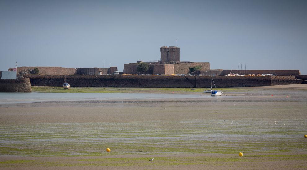 Teenage kayakers help save holidaymaker cut off by the tide at St Aubin's Fort