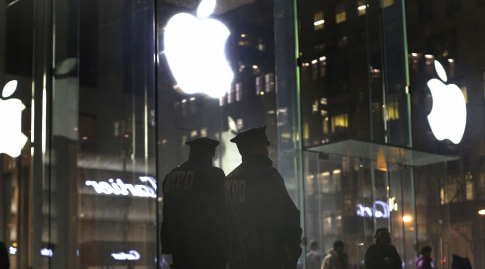 7 of the biggest controversies surrounding Apple