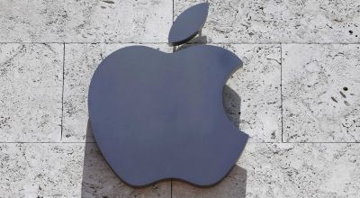 Apple to unveil new smartphone amid rumours of iPhone X