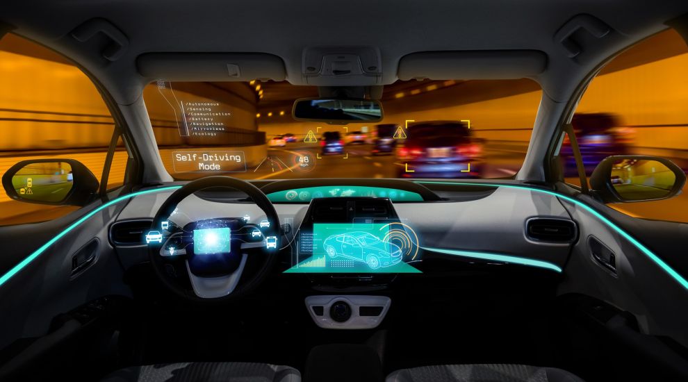 Driverless cars could be vulnerable to mass hacking, warns expert