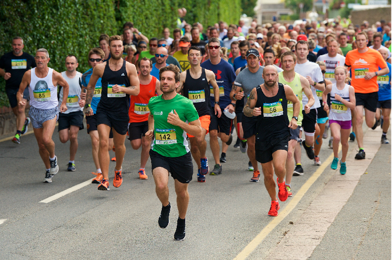 Runners put best feet forward for annual memorial 10k