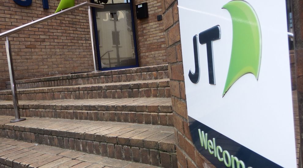 JT agree deal to sell directory services