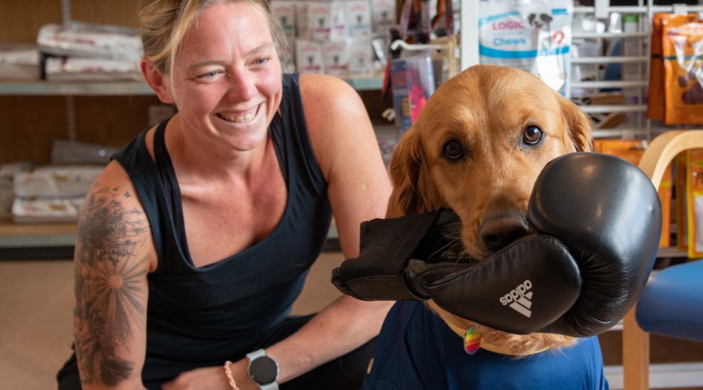 Southpaw! Vet receptionist won't pull punches to fundraise for Guide Dogs