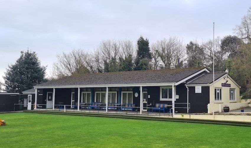 Westmount bowls club's Warwick Farm move falls through