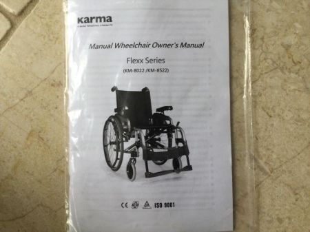 Manual wheelchair