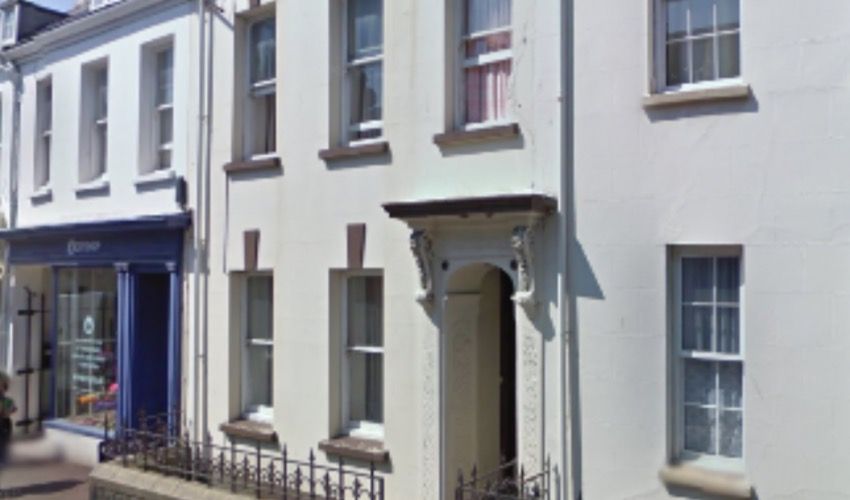 Flat conversion on cards for 1820s townhouse