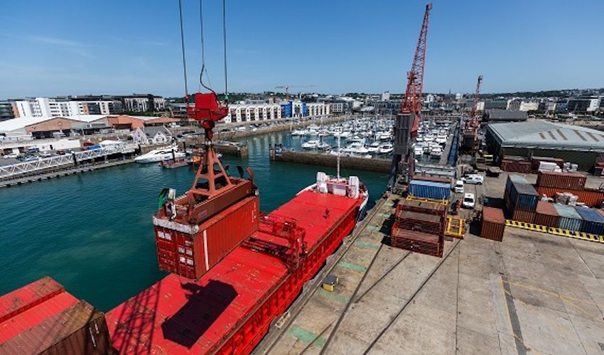 Ports of Jersey reappoints cargo handler