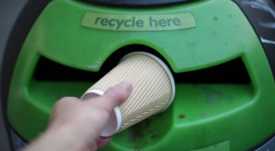 A new smart bin can identify rubbish and correctly recycle it
