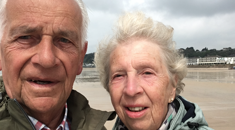Could this Dutch pair be Jersey's biggest fans?