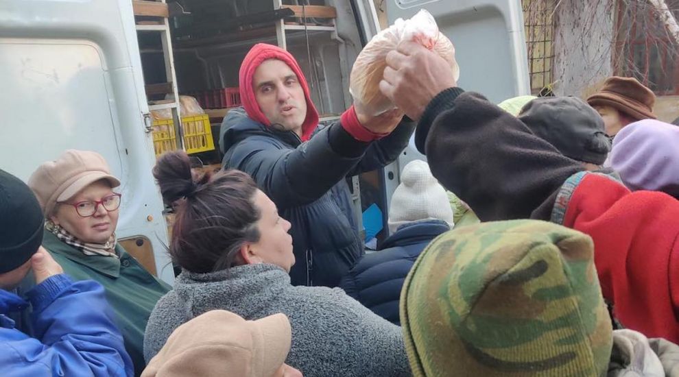 Romanian social worker thanks Jersey for bringing bread to vulnerable