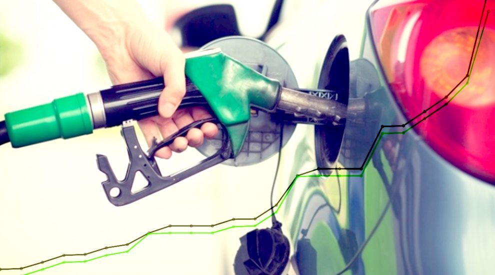 Pressure mounts on Gov to cut fuel duty