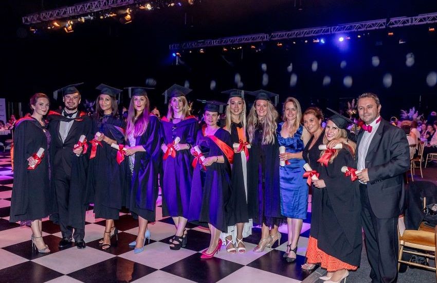Students and graduates recognised by CGI