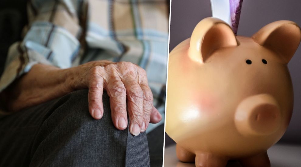 Glitch fixed after more than 250 public sector pensions delayed