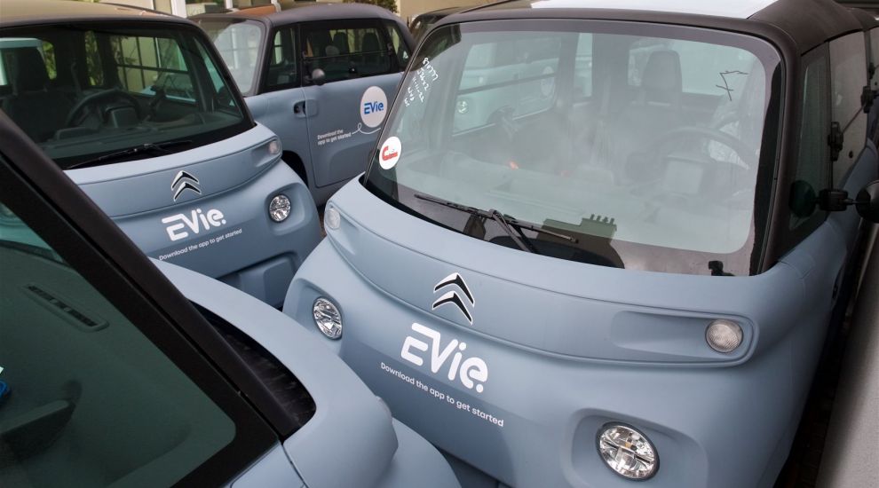 Gov pilot scheme offers extra credit for electric vehicle hire