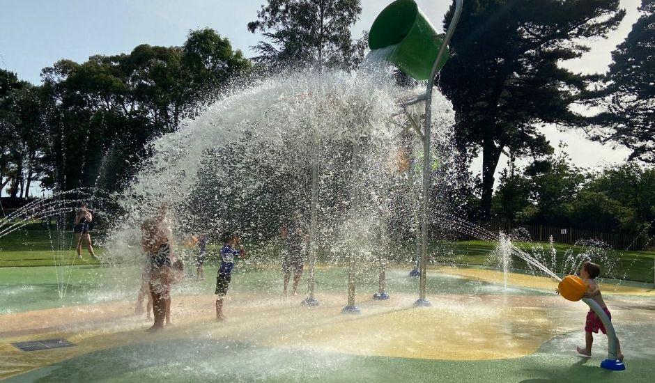 Engineers brought back as £750k water play zone fails again