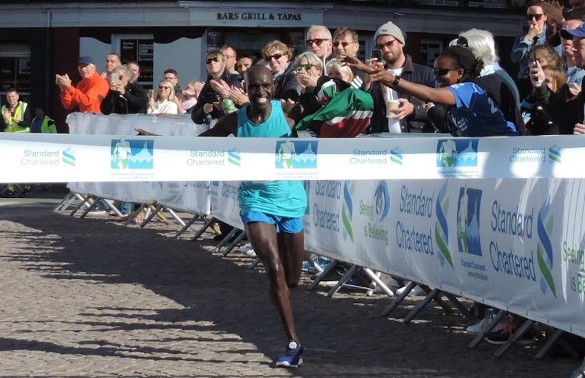 Kenyan Tanui wins 2018 Jersey Marathon after three-way fight for title