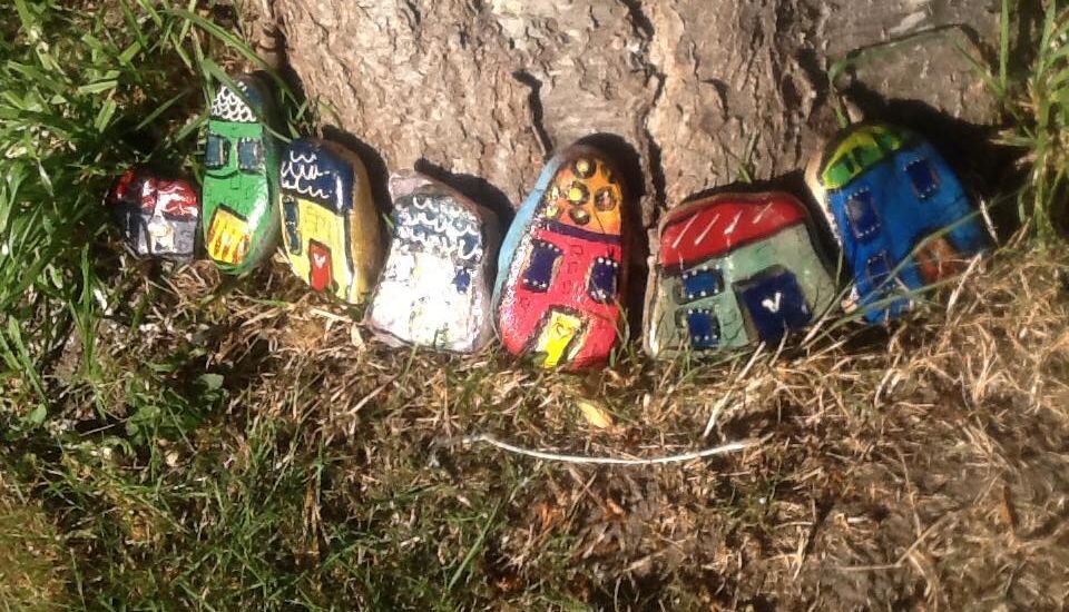 Mystery artist creates hand-painted stone gifts for neighbours