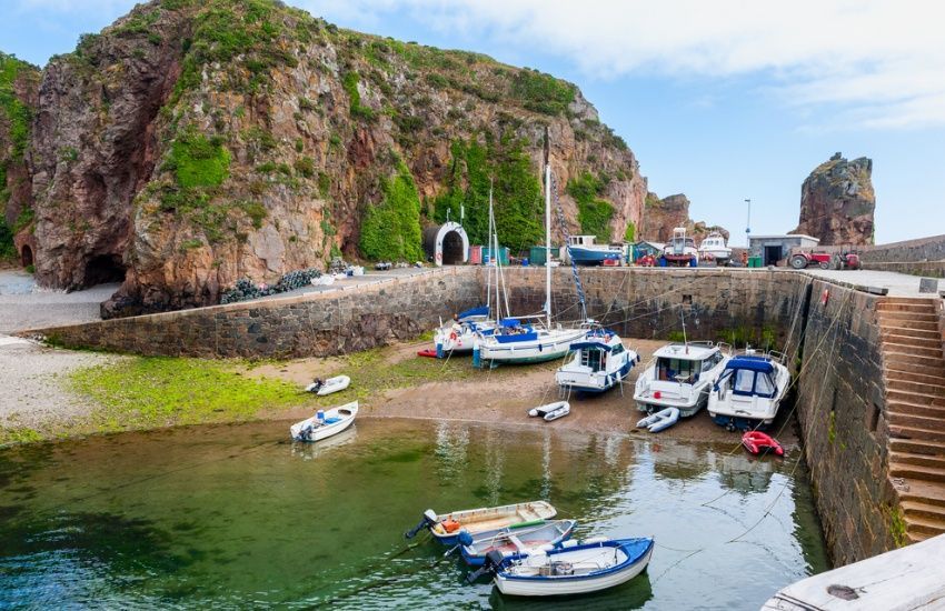 Catalogue of errors blamed for electric shock incident in Sark
