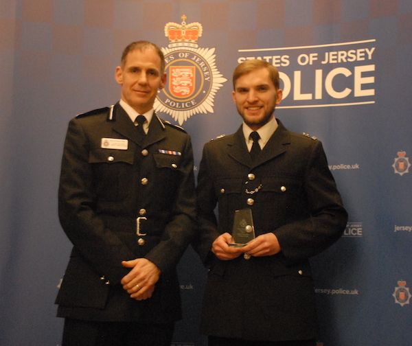 Police officers, volunteers and teenage boy awarded for bravery and dedication
