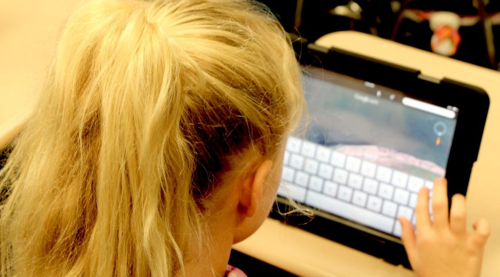 Free broadband for children and young people without access