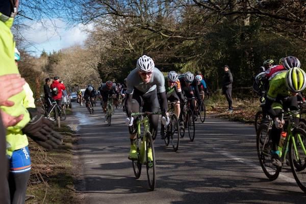 Jersey cyclists sprint to 7th and 14th place in UK race
