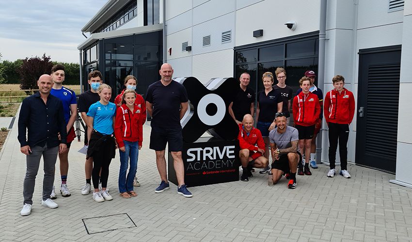 Young athletes learn secrets of sporting success from rugby legend Lawrence Dallaglio