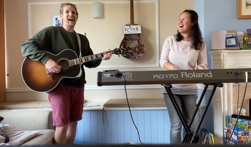 WATCH: Musical pair get playing for neighbours