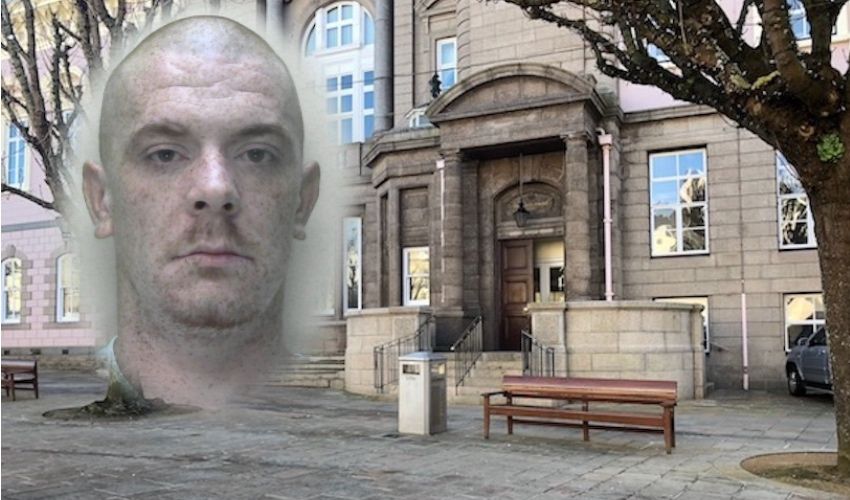 Jail for man who vaulted from court dock and threw crutch at judge