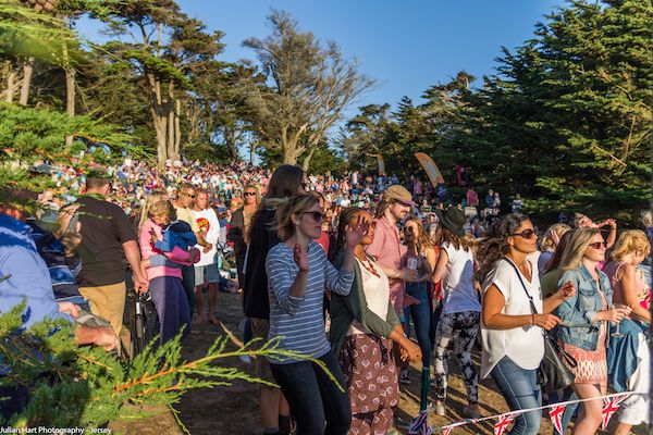 Sun sets with thousands raised at concerts to protect Jersey's coastline