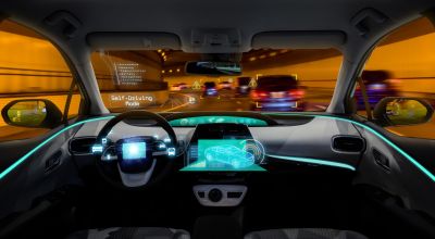 Driverless cars could be vulnerable to mass hacking, warns expert