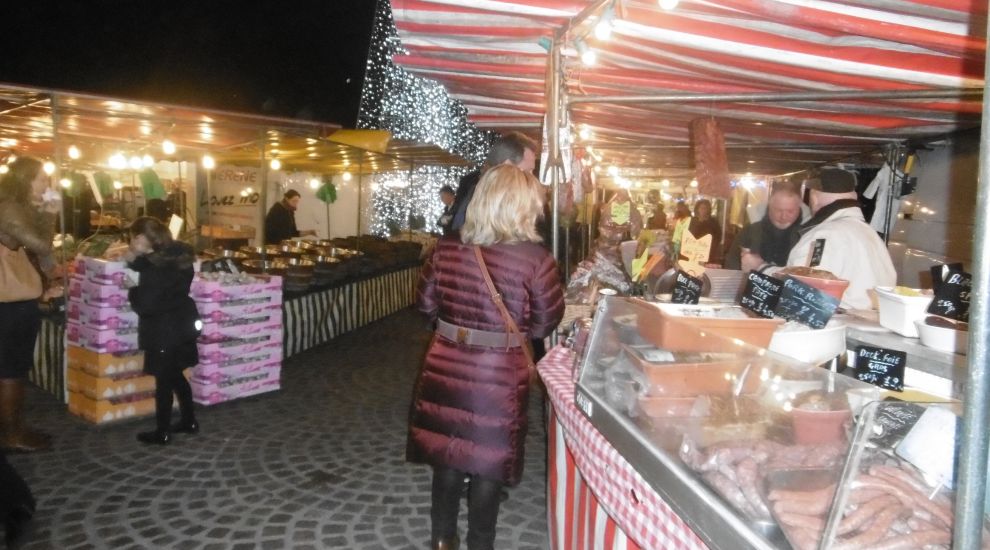 French market extended following ferry cancellations