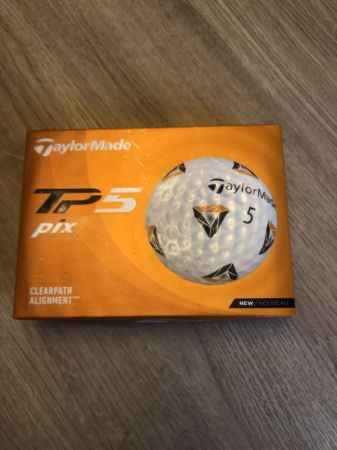 Taylormade Tp5 pix golf balls 