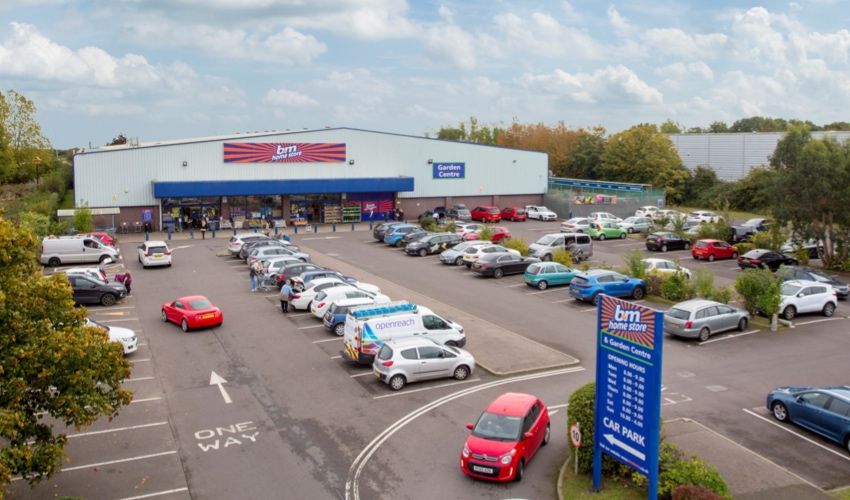 Le Masurier completes sale of Suffolk retail warehouse
